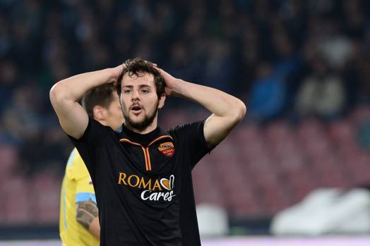 Mani tra i capelli per Destro: la Roma è fuori. LaPresse